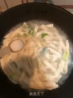 Make Lazy soup noodles step 5