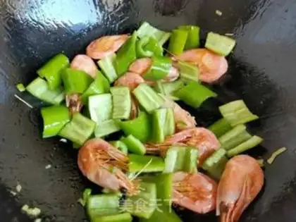 Make Arctic shrimp step 6