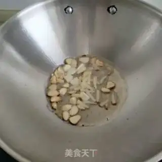 Make Celery fried oxen step 1