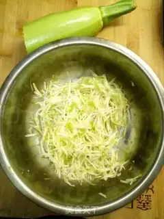 Make Cream-bread roll eggs step 0