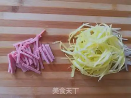 Make Pork ham noodles step 0