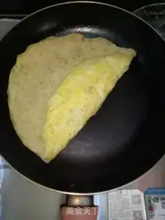 Make Cream-bread roll eggs step 8
