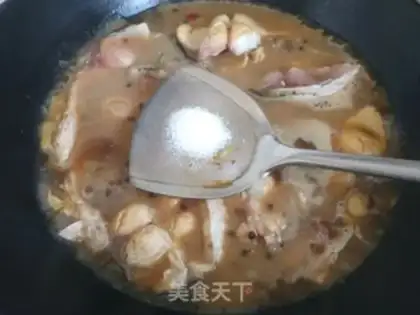 Make Home-cooked grassfish step 11