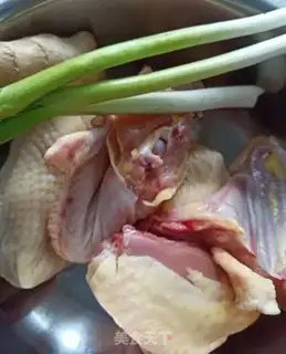 Make ♪ Spring-wood-eared chicken soup ♪ step 0