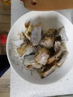 Make Red-fried fish step 1