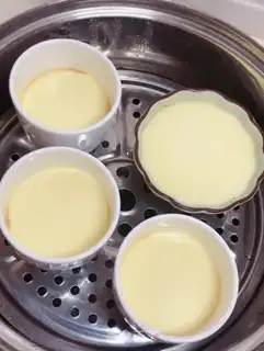 Make Caramel egg pudding step 3