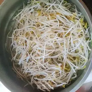 Make Spicy sprouts step 1