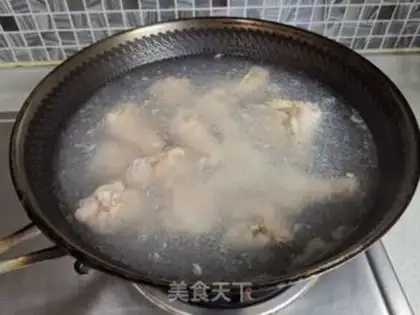 Make A halogenated chicken leg step 0