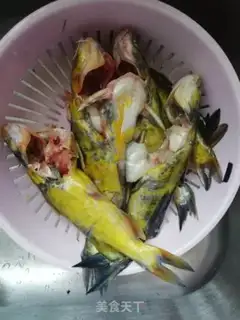 Make Tofu burns yellowfish step 0