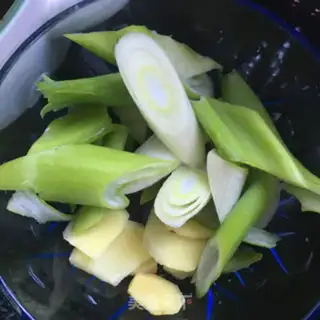Make Corn carrot steak soup step 2