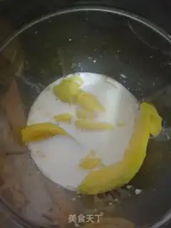 Make Mango milkshake rice balls step 4