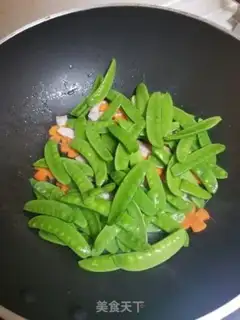 Make Fried bacon Dutch beans step 4