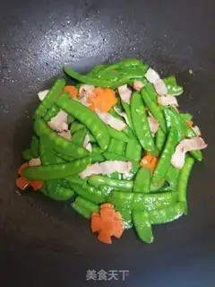 Make Fried bacon Dutch beans step 6