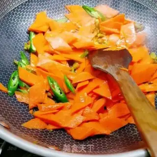 Make Fried carrots step 4