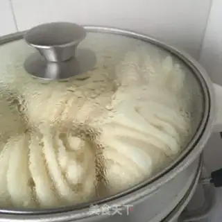 Make Rice roll step 20