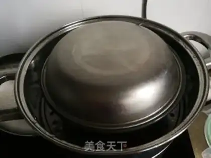 Make Spinach steam cake step 11