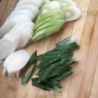 Make Spring onions step 1