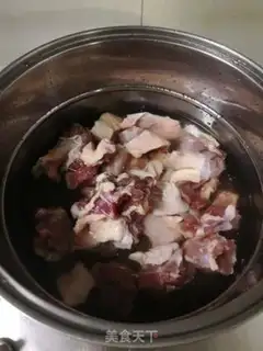Make The sour soup and the duck stew step 1