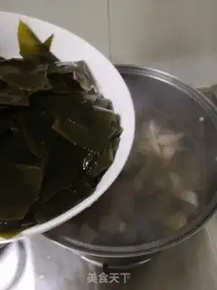 Make The sour soup and the duck stew step 5