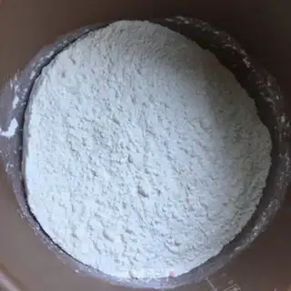 Make A cranberry fan egg pie step 1
