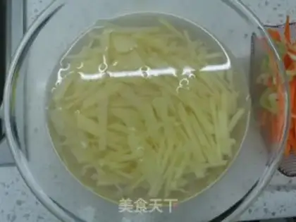 Make Garlic sprouts of potatoes and carrots step 0