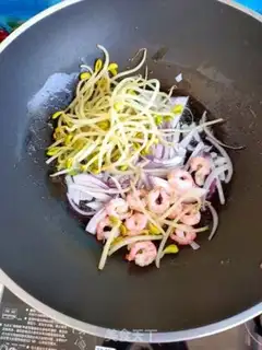 Make Shrimp rice powder step 4