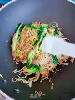 Make Shrimp rice powder step 8