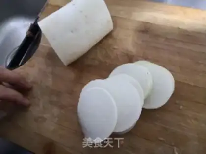 Make The radish soup step 0