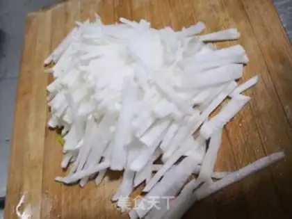Make The radish soup step 1