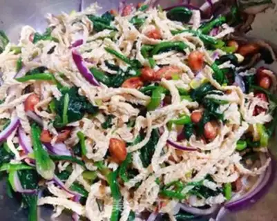 Make The spinach peanuts, the onions, the belly of the sheep step 9