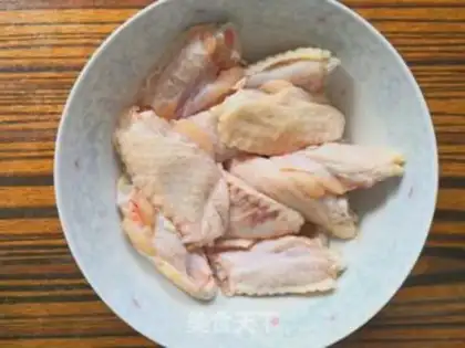 Make Swiss chicken wings step 0
