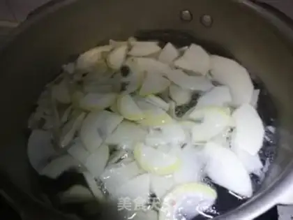 Make Spring fried meat step 3