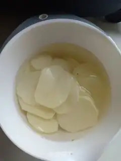 Make Spicy pot step 1