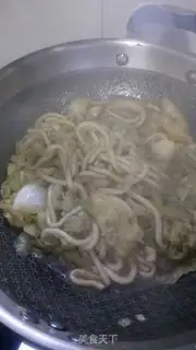 Make Spam with a big head step 8