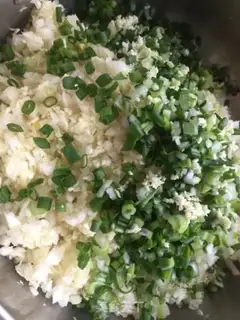 Make Bean-curd oil dumplings step 1