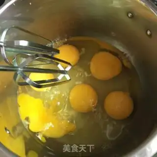 Make Orange sponge cake step 2
