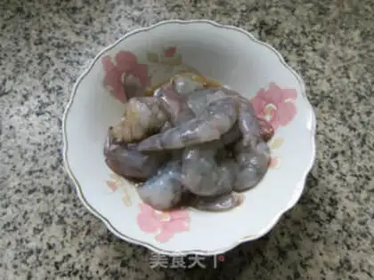 Make Cream shrimp fried golden mushrooms step 3