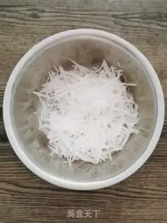 Make The radish soup step 0