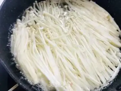 Make Frozen needle mushrooms step 5