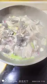 Make Celery on the ginger onions step 4