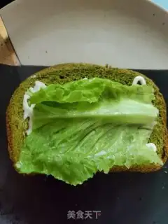 Make Egg sausage sandwich step 5