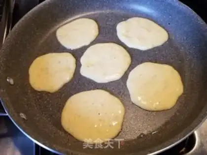 Make Banana pancakes step 8