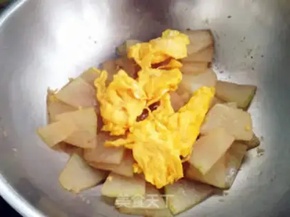 Make Eggs and melons step 6