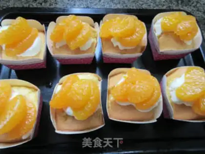 Make Paper cups of salad and orange cake step 11