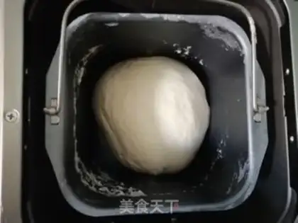 Make Old sesame sauce roll step 6