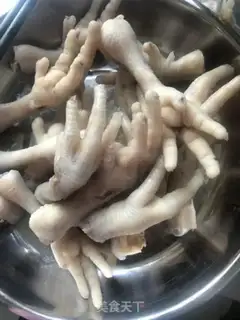 Make Chicken claws, potatoes step 0