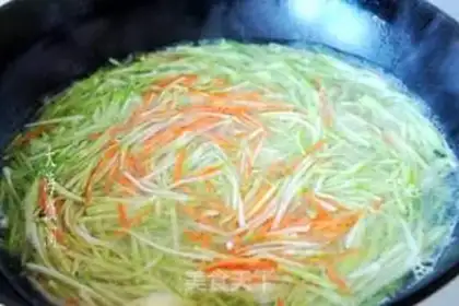 Make A radish potato soup step 3