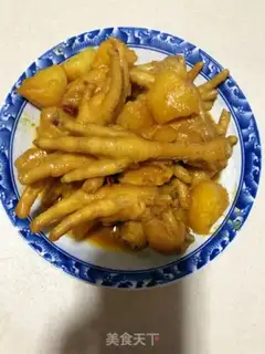 Make Chicken claws, potatoes step 4