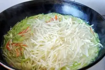 Make A radish potato soup step 4