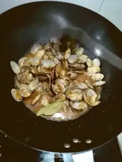 Make Pop-fried clams step 6